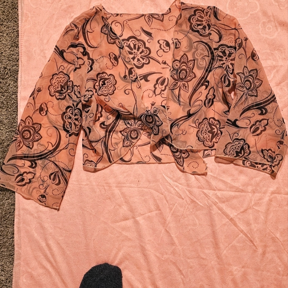 Half-shear jacket/shaw see-through with sleave flairs